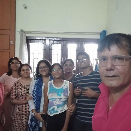 Shanti Niketan Hostel And Homestay Варанаси Екстериор снимка